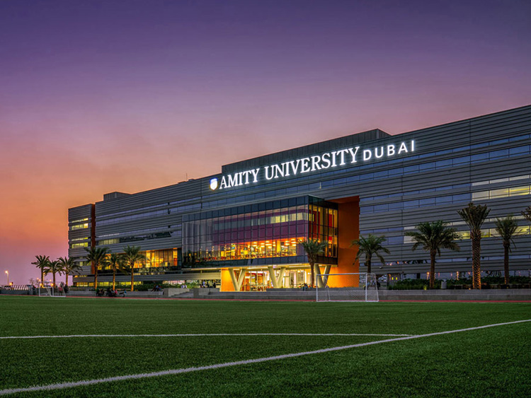 Amity University Dubai ,英國遊學團