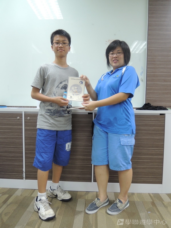 新加坡小領袖訓練學習之旅,學聯遊學團