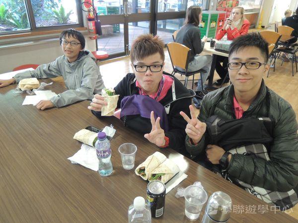學在柏斯遊學假期,學聯遊學團