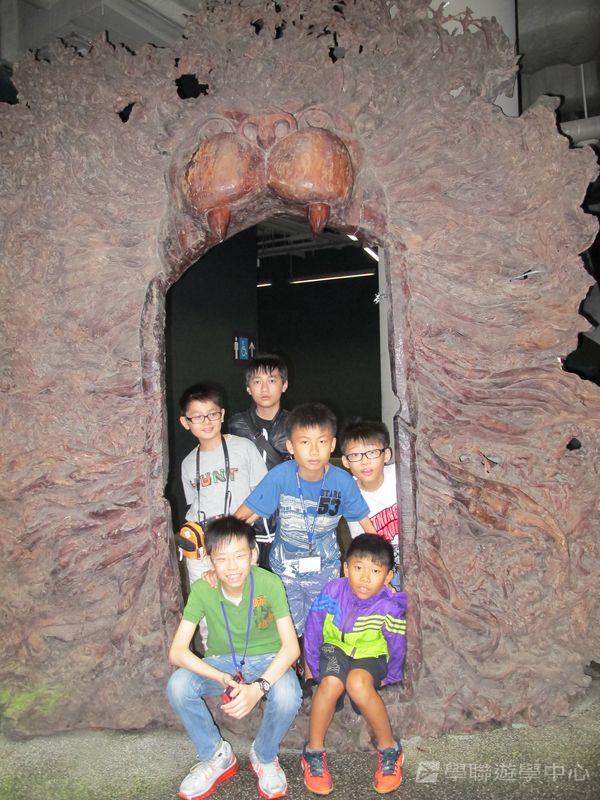 新加坡小領袖訓練學習之旅,學聯遊學團