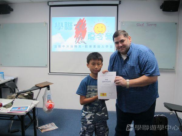 新加坡小領袖訓練學習之旅,學聯遊學團