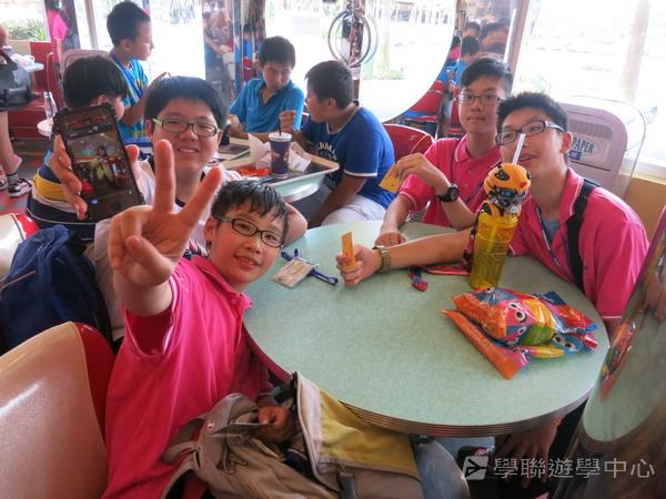 新加坡小記者訓練學習之旅,學聯遊學團