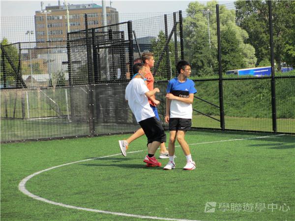 英、法自主學習見聞營 ,學聯遊學團