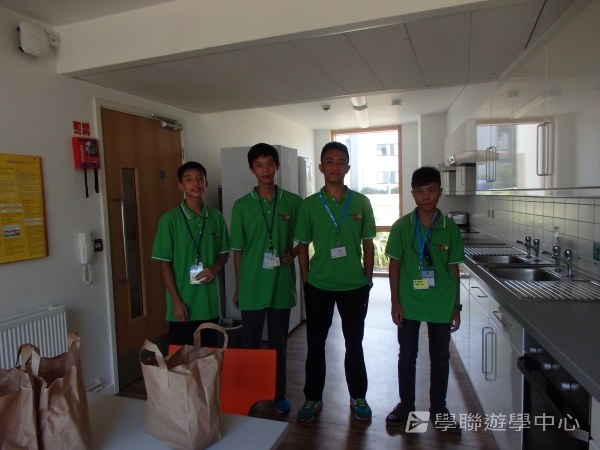 英、法自主學習見聞營,學聯遊學團