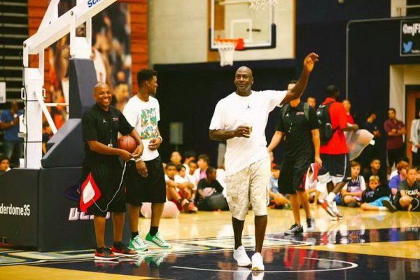 洛杉磯NBA 籃球巨星訓練營,學聯遊學團