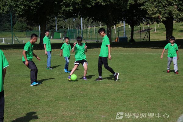 阿仙奴明日之星足球夢 ,學聯遊學團