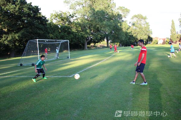 阿仙奴明日之星足球夢 ,學聯遊學團