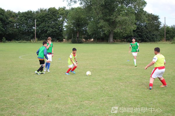 阿仙奴明日之星足球夢 ,學聯遊學團