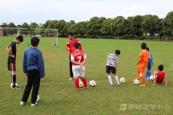 阿仙奴明日之星足球夢 ,學聯遊學團