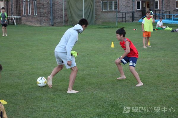 阿仙奴明日之星足球夢 ,學聯遊學團