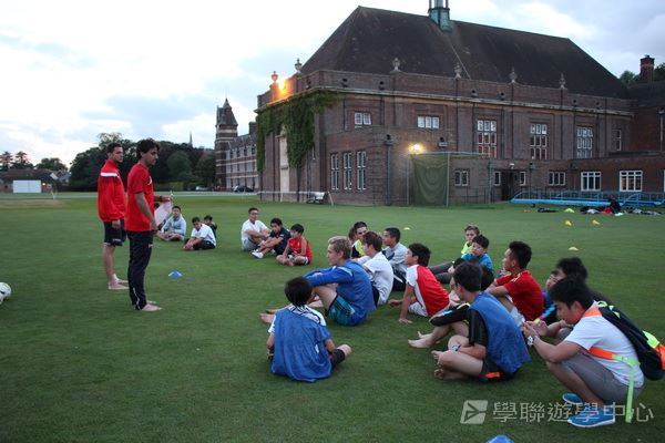 阿仙奴明日之星足球夢 ,學聯遊學團