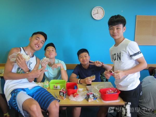 開恩茲友儕學習交流,學聯遊學團