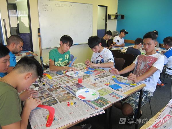開恩茲友儕學習交流,學聯遊學團