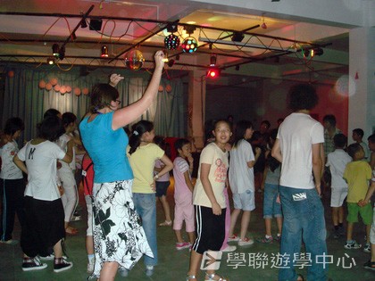 清遠牛津劍橋英語夏令營,學聯遊學團