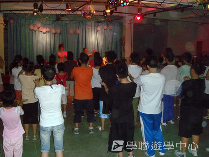 清遠牛津劍橋英語夏令營,學聯遊學團